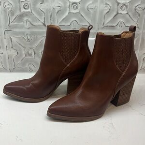 Indigo Rd Brown Ankle Booties Size 7